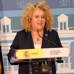 CRISTINA MORENO FERNÁNDEZ